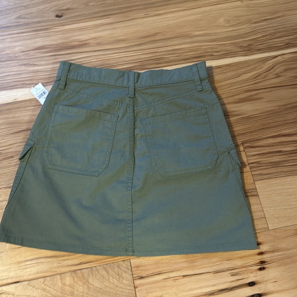 NWT Twill Mini Cargo Skirt - Picture 3 of 6